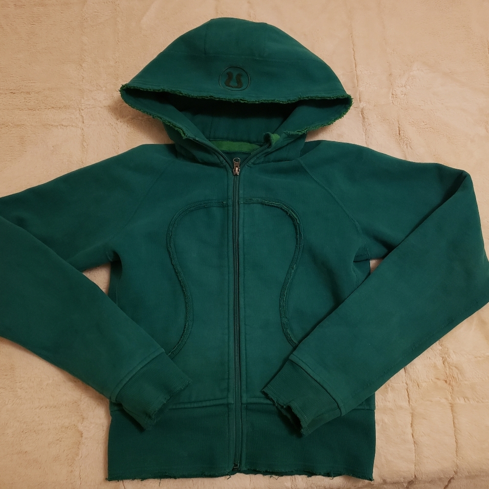 SOLD - Green Lululemon Athletica sweater